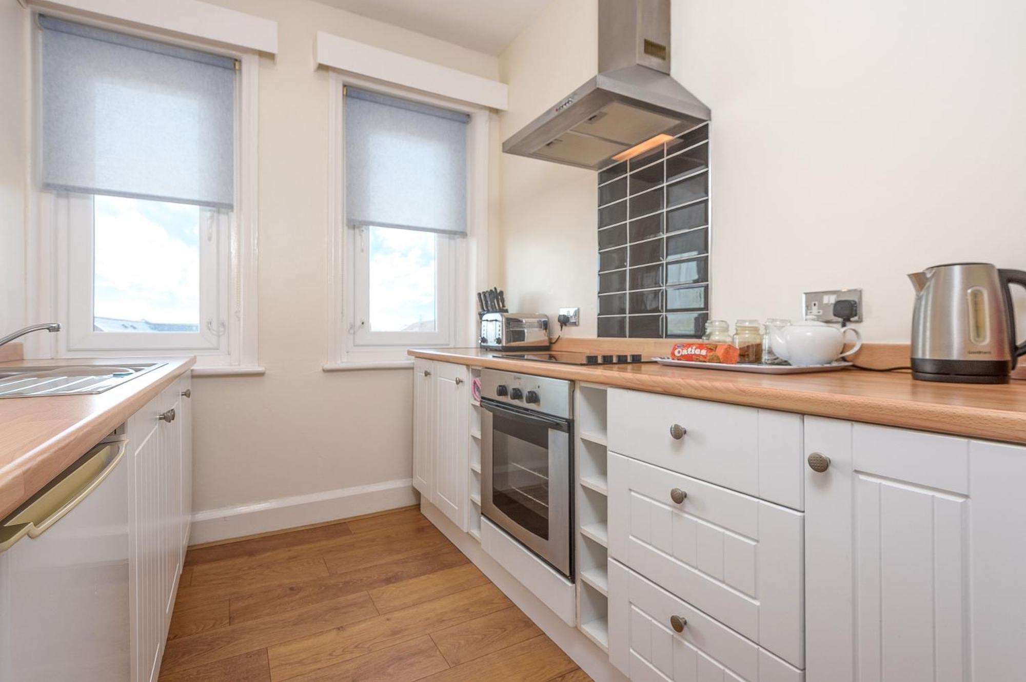 The Whitby Prospect, 2 Bed Apartment With Stunning Views, 2 Mins From Beach Exterior photo